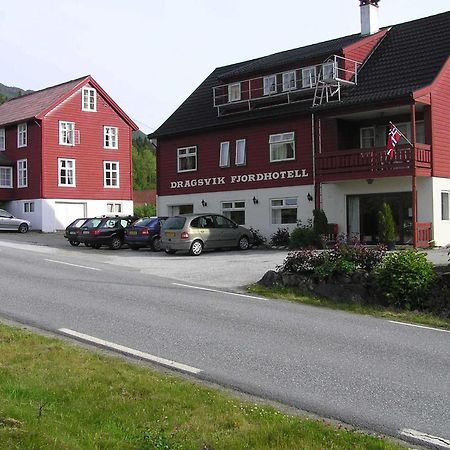 Balestrand Fjordapartments Holmen 19A Екстер'єр фото