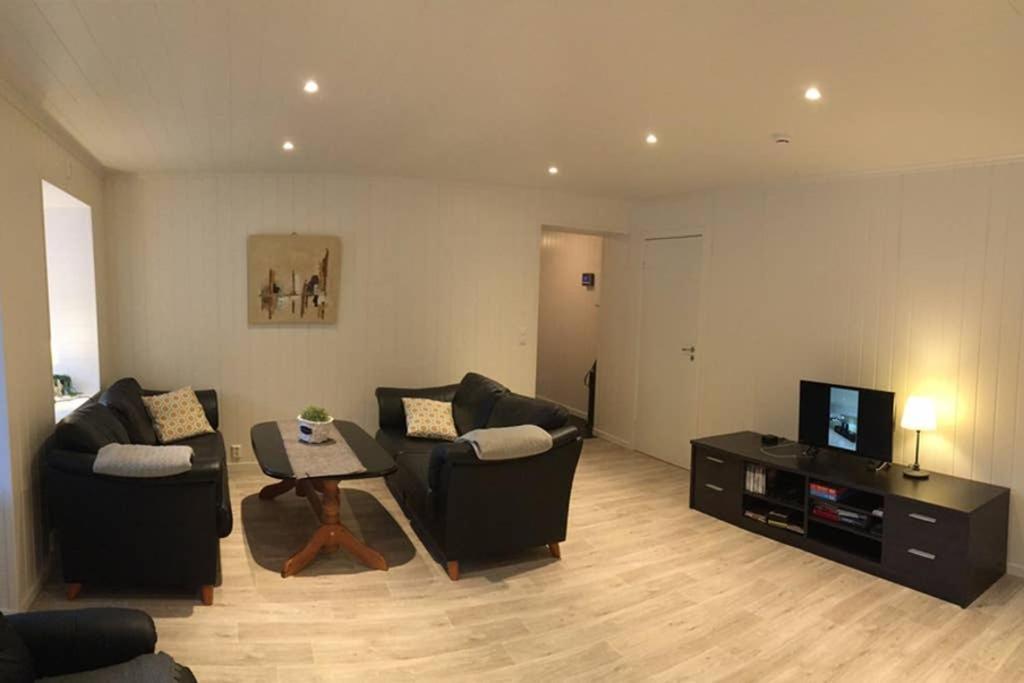 Balestrand Fjordapartments Holmen 19A Екстер'єр фото
