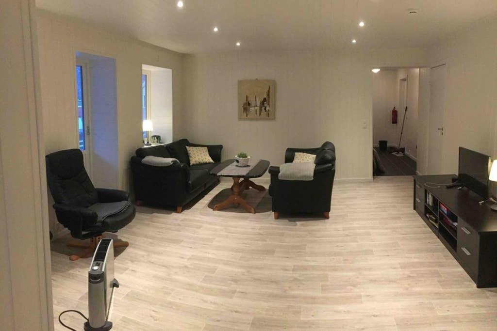 Balestrand Fjordapartments Holmen 19A Екстер'єр фото