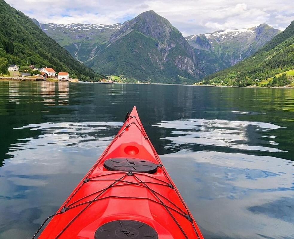 Balestrand Fjordapartments Holmen 19A Екстер'єр фото